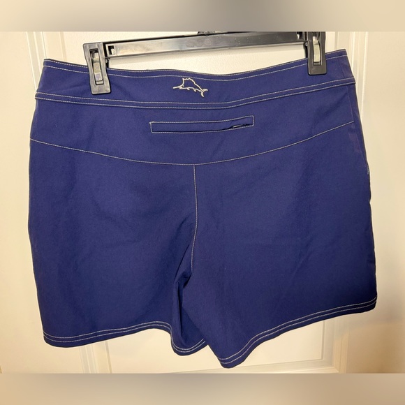 Tommy Bahama 5” Boardshorts Beach style nylon blend summer vacation staple - Picture 2 of 4
